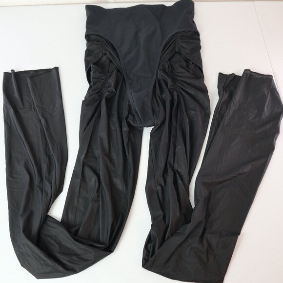 High-Waisted Black Cut-Out Pants - Picture 5 of 16
